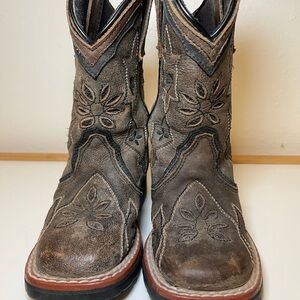 Dan Post Children/Youth Girl's Brown Leather Posy Black Glitter Square Toe 9D